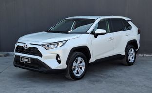 Toyota • RAV4