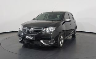 Renault • Sandero