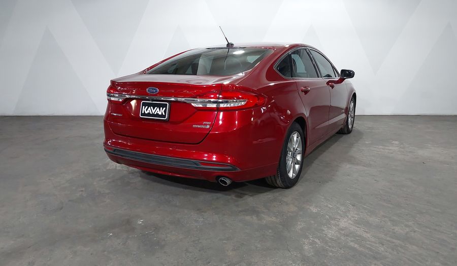 Ford Fusion 2.0 SE HYBRID AUTO Sedan 2017