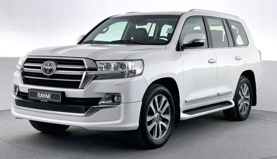 Toyota • Land Cruiser