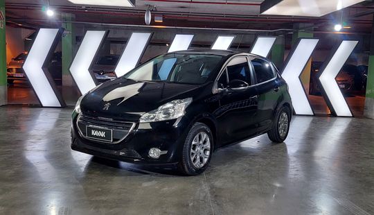 Peugeot • 208