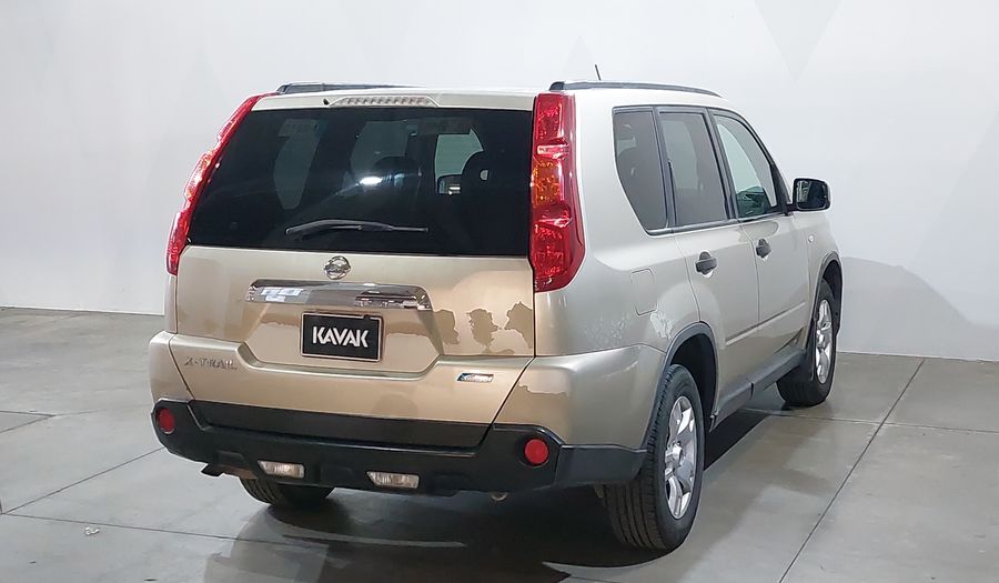 Nissan X-trail 2.5 LE CVT Suv 2010