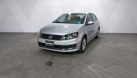 Volkswagen • Vento