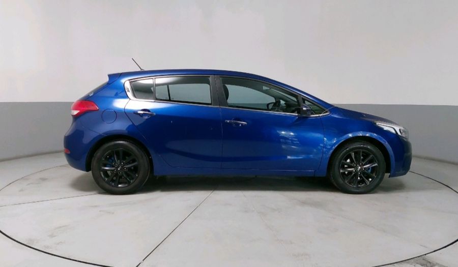 Kia Forte 2.0 EX MT Hatchback 2017