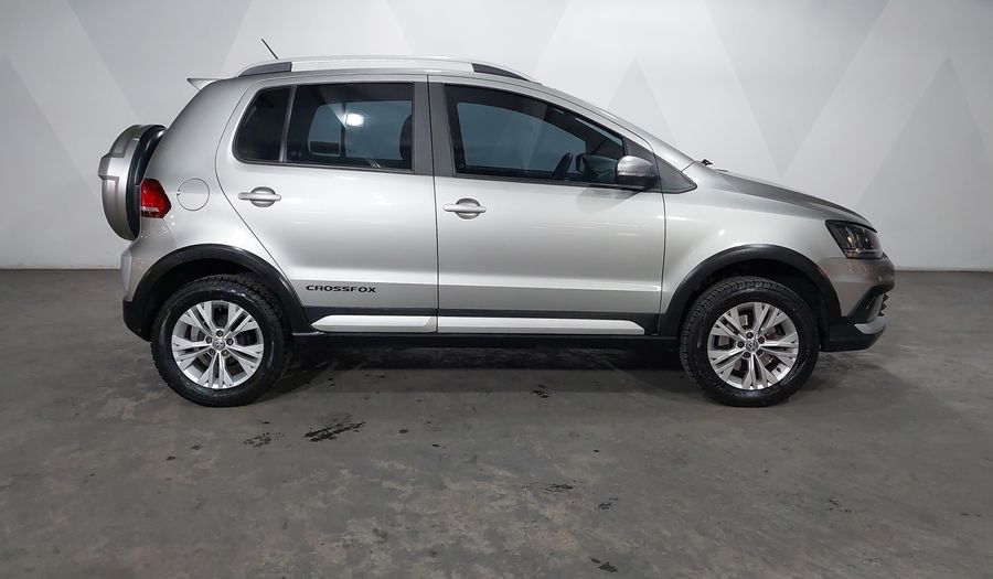 Volkswagen Crossfox 1.6 CROSSFOX MT Hatchback 2017