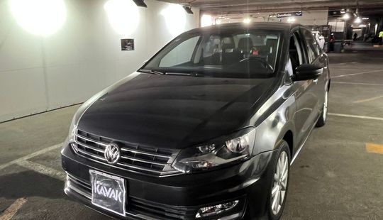 Volkswagen • Vento