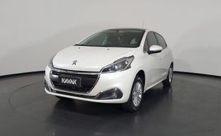 Peugeot • 208