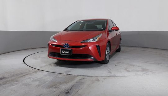 Toyota • Prius