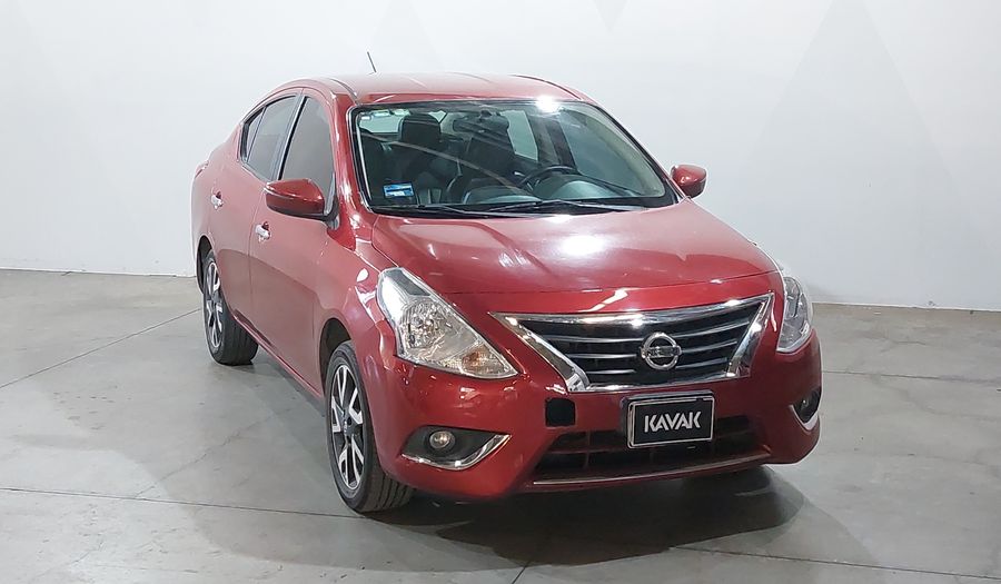 Nissan Versa 1.6 EXCLUSIVE TA AC Sedan 2016