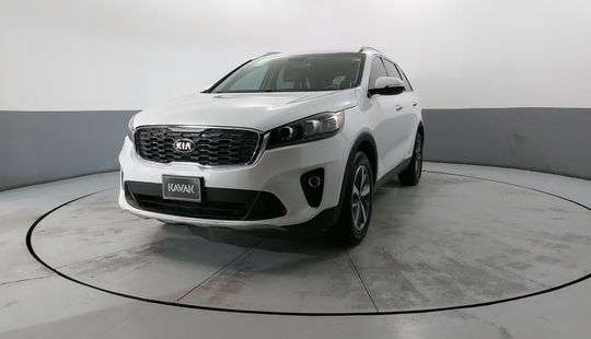 Kia • Sorento