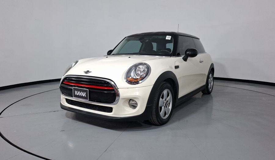 Mini Cooper 1.5 COOPER SALT Hatchback 2016