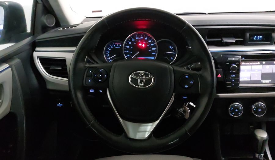 Toyota Corolla 1.8 LE CVT Sedan 2015