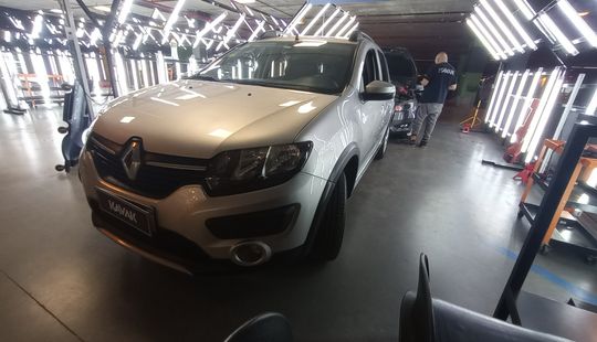 Renault • Sandero Stepway