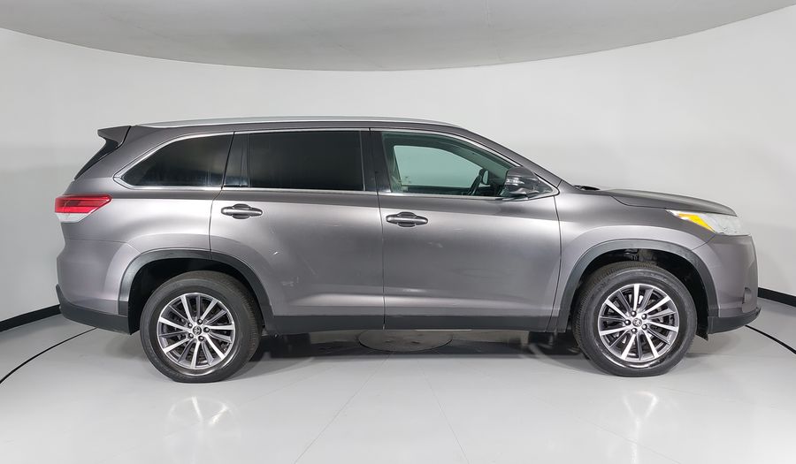 Toyota Highlander 3.5 XLE AUTO Suv 2019