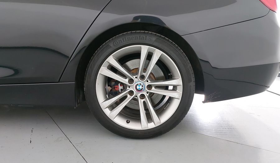 Bmw Serie 3 3.0 335I SPORT LINE Sedan 2013