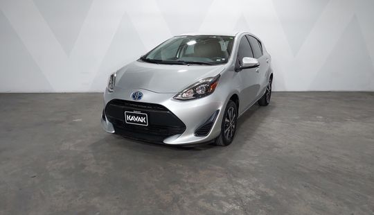 Toyota • Prius C