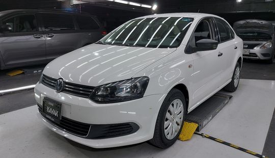 Volkswagen • Vento