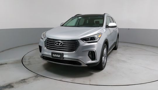 Hyundai • Santa Fe