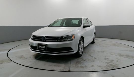 Volkswagen • Jetta