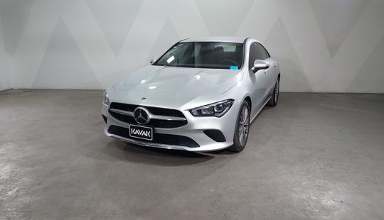 Mercedes Benz • Clase CLA