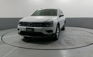 Volkswagen • Tiguan