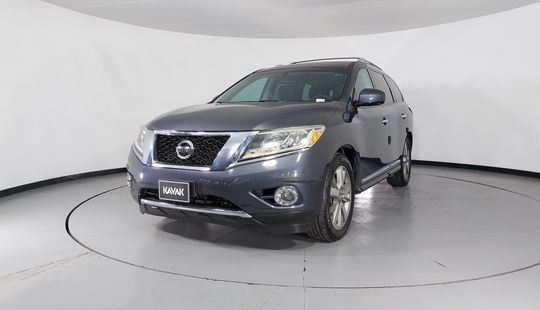 Nissan • Pathfinder