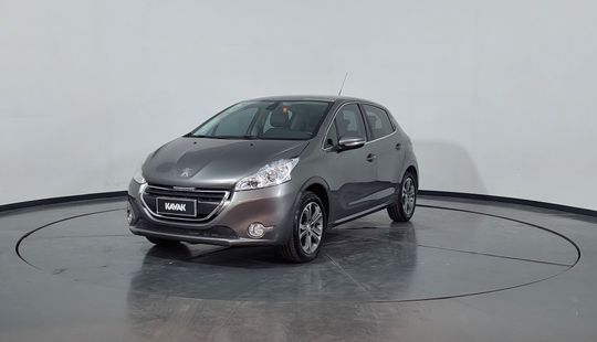 Peugeot • 208