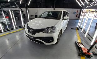 Toyota • Etios