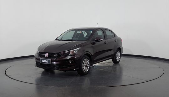 Fiat Cronos 1.3 GSE DRIVE PACK CONECTIVIDAD MT-2018