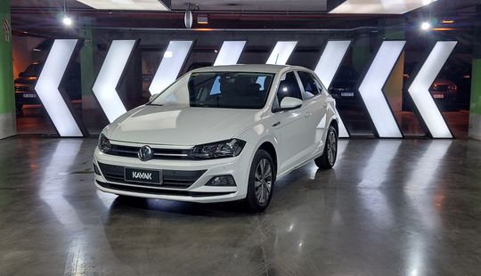 Volkswagen • Polo