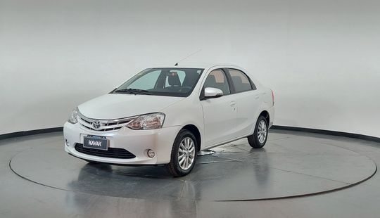 Toyota • Etios