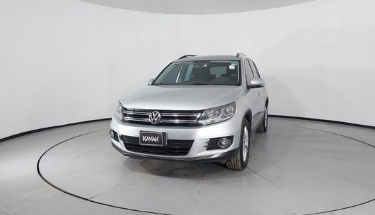 Volkswagen • Tiguan