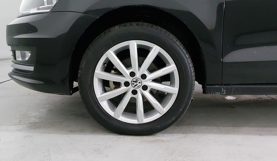 Volkswagen Vento 1.6 HIGHLINE STD. Sedan 2018