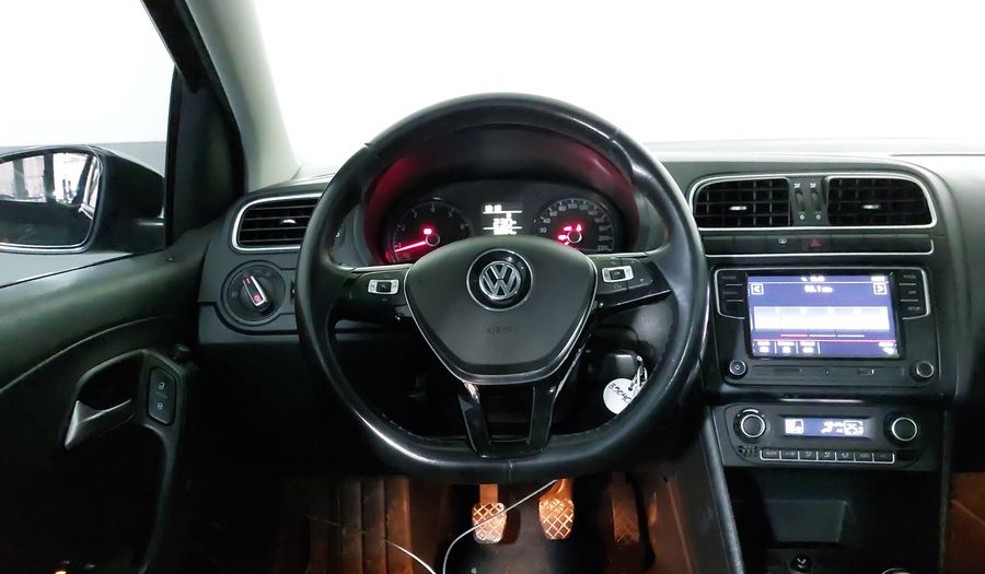 Volkswagen Vento 1.6 HIGHLINE STD. Sedan 2018