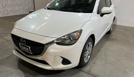 Mazda • Mazda 2