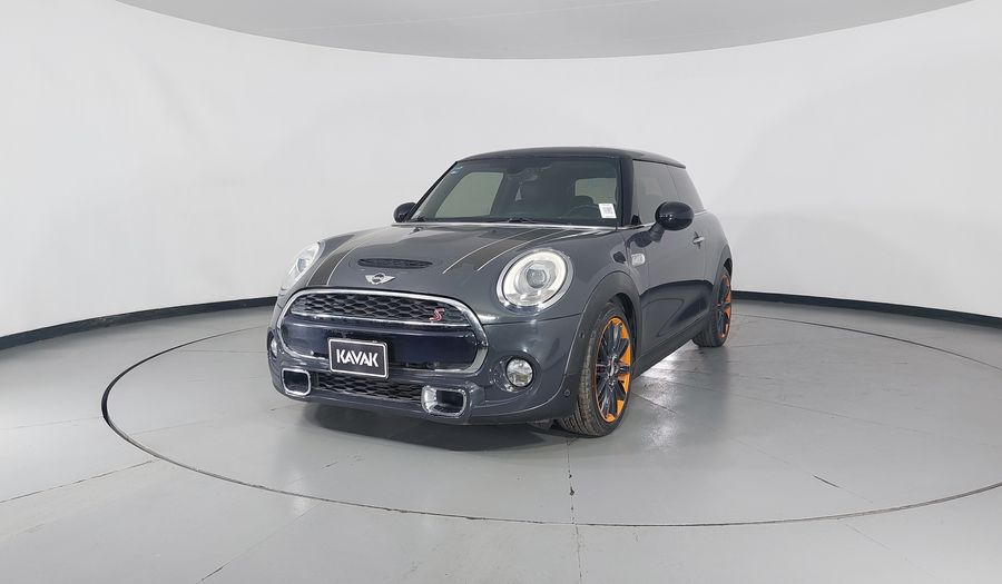 Mini Cooper S 2.0 COOPER HOT CHILI AT Hatchback 2016