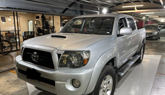 Toyota • Tacoma