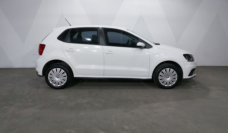 Volkswagen Polo 1.6 STARTLINE AUTO Hatchback 2021