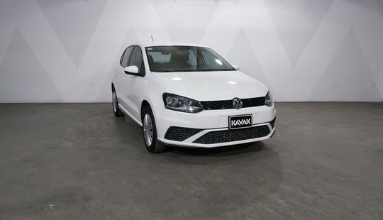 Volkswagen • Polo