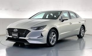 Hyundai • Sonata