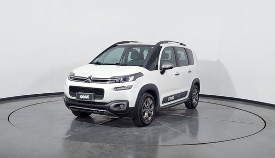 Citroen C3 Aircross 1.6 SHINE W MT-2016