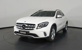 Mercedes Benz • GLA 200