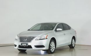 Nissan • Sentra