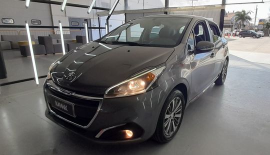 Peugeot • 208