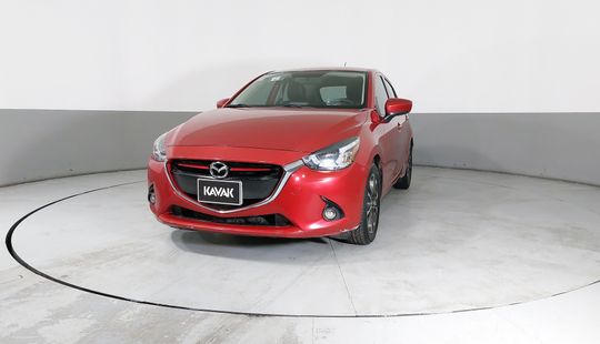 Mazda • Mazda 2