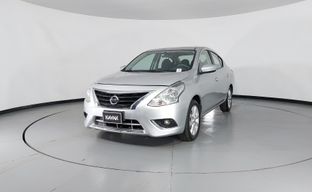 Nissan • Versa