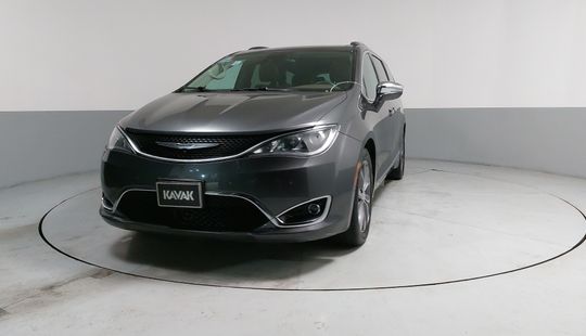 Chrysler • Pacifica