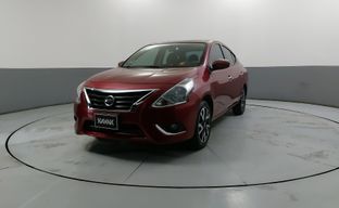 Nissan • Versa