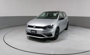 Volkswagen • Polo