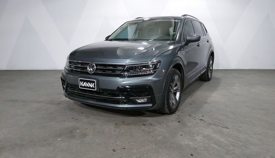 Volkswagen • Tiguan